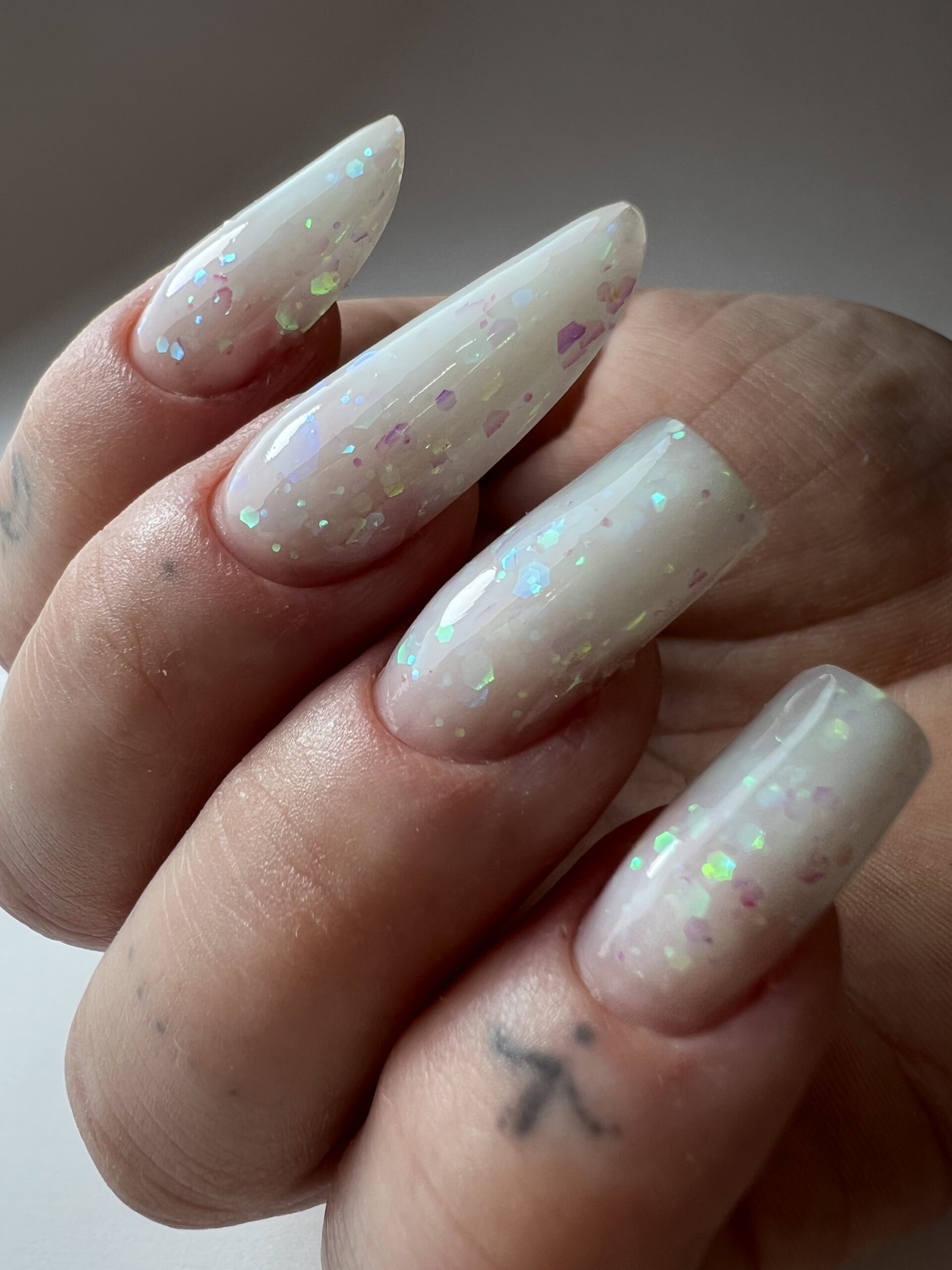 Żel do paznokci Tixy Strong - OPAL 2